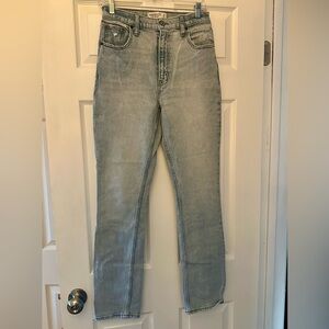 Abercrombie & Fitch 90s Slim Straight Ultra High Rise Straight Jeans Size 4 NWOT